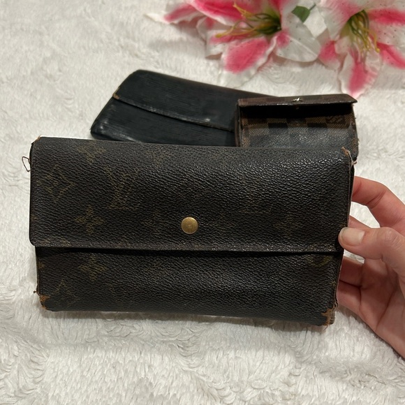 Louis Vuitton Wallets Monogram Black Epi Damier Ebene Damaged Worn - Picture 7 of 15